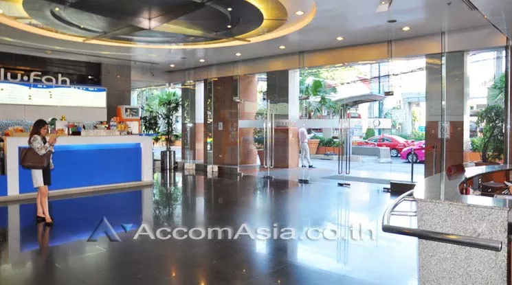  Office space For Rent in Ploenchit, Bangkok  near BTS Ploenchit (AA10287)